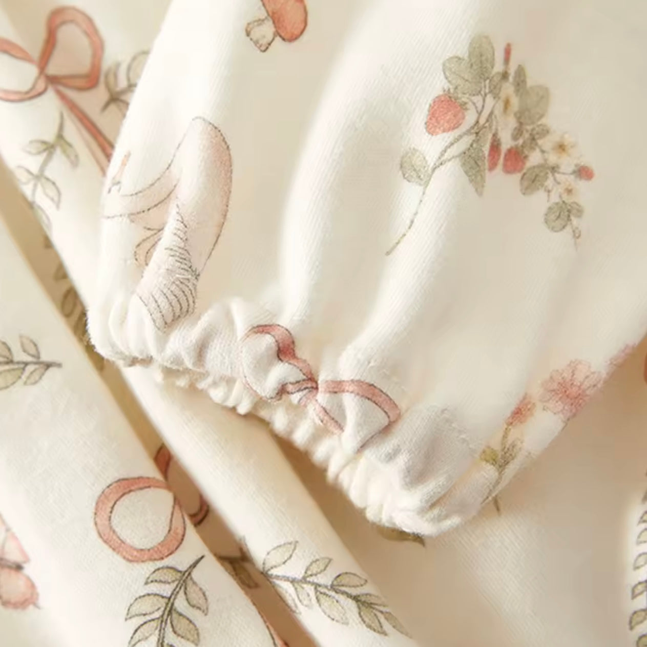 Vintage Floral Baby Romper – Long Sleeve Cotton Bubble Onesie for Girls